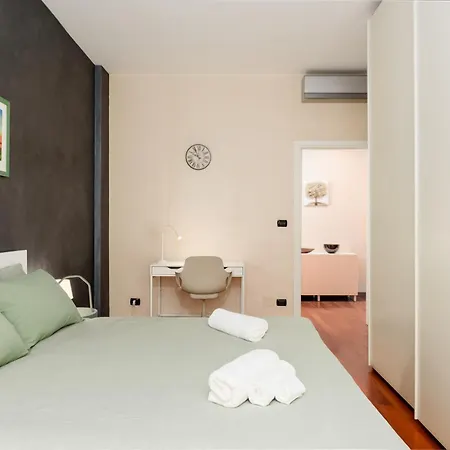 Relax Hideaway - Box Auto Incluso Apartment Turin Exterior photo
