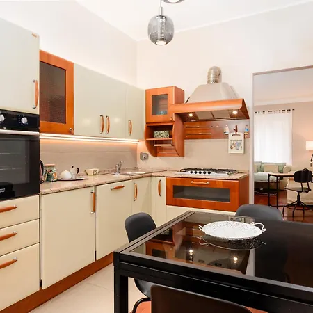 Relax Hideaway - Box Auto Incluso Apartment Turin Exterior photo